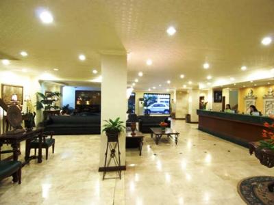 Diplomat 2*