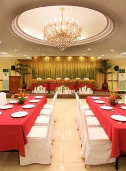 Hotel Diplomat 2*