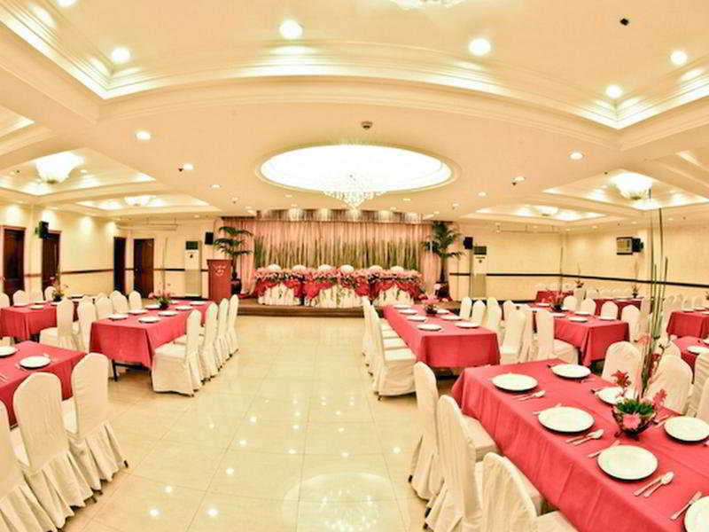 Diplomat 2*