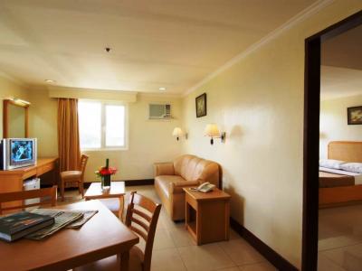 Diplomat 2* Cebu